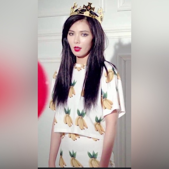 Stylenanda banana print crop top & miniskirt set - Picture 7 of 7